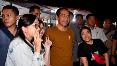 Momen Presiden Jokowi Makam Malam di Bakmi Pak Pele Jogja, Pesan Bakmi Godog hingga Goreng