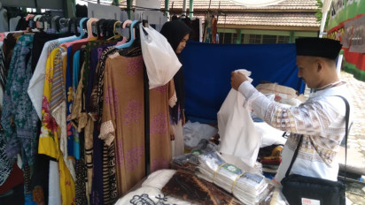 Pedagang Perlengkapan Haji Raup Keuntungan saat Musim Haji