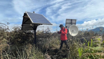 Alat Pemantauan Aktivitas Gunung Sinabung Terbakar