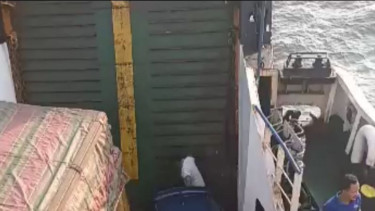 KMP Jembatan Musi Karam, Polda Sumsel Pastikan Semua Penumpang Selamat