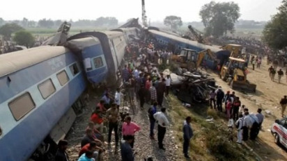 233 Orang Tewas dalam Kecelakaan Kereta Api di India, 900 Lainnya Luka-luka