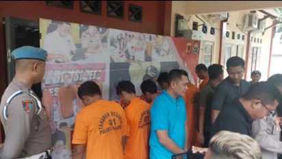 Polres Sukabumi Amankan Sejumlah Warga yang Melakukan Penambangan Emas Ilegal di Area Perhutani Blok Cibuluh