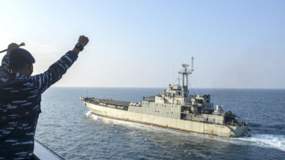 KRI Teluk Hading-538 Terbakar saat Operasi Rutin, Kadispenal: Masih Laik Operasi