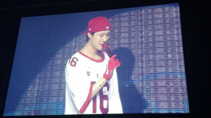 Kejutkan Moodz Jakarta, Tiba-tiba WOODZ Nyanyikan Lagu Cantik Milik Kahitna