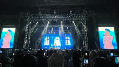 Puji Kekompakan Fans, Kim Seon Ho Berkaca-kaca Lihat Fan Project Seonhohada Indonesia