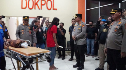 Balita Korban Penganiayaan di Sidoarjo, Dipertemukan Ibu Kandung untuk Dimakamkan