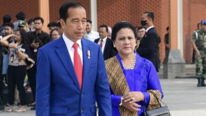 Wow Fantastis! Segini Harga Tas Iriana Jokowi saat Terciduk Ngemall Barengan Kaesang dan Erina Gudoino