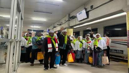 Perdana! Kereta Api Layani Rombongan Jemaah Haji Kabupaten Labuhanbatu dengan KLB