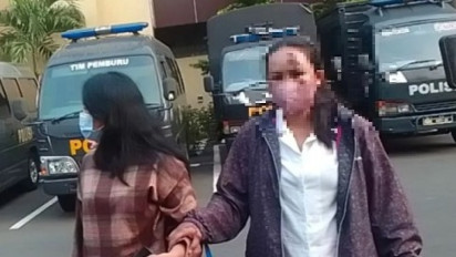 Gara-gara Pria Lain Melambaikan Tangan, Seorang Wanita Diikuti Lalu Ditabrak Kekasihnya Sendiri di Kawasan Kebayoran Baru