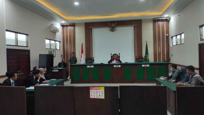 Sidang Pra Peradilan Penetapan Tersangka Pengusaha Rokok Blitar, Kuasa Hukum : Ini Adalah Kriminalisasi