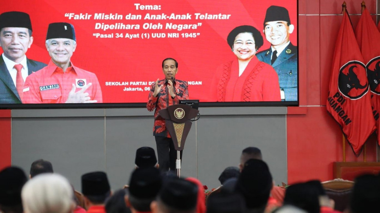 Jokowi Singgung Krisis Pangan dan Energi di Pidato Pembukaan Rakernas PDIP
            - galeri foto