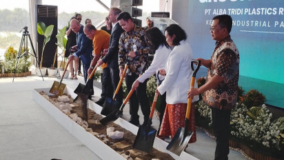 Pabrik Daur Ulang Limbah Plastik Dibangun di Kendal, Bupati: Peluang BUMDes Pasok Bahan Baku