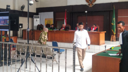 Korupsi Dana Hibah, Tiga Komisioner Divonis 4 Tahun Hingga 3 Tahun 10 Bulan Penjara