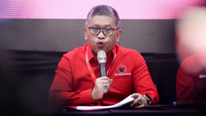 Hasto Minta Kader PDI Perjuangan Gaungkan Prestasi Ganjar Pranowo Hingga Pelosok Desa 