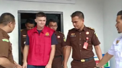 Kejaksaan Negeri Simeulue Membatalkan Tuntutan Terhadap WNA Australia dalam Kasus Penganiayaan