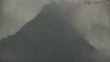 Update Gunung Merapi 7 Juni 2023: Lava Pijar Meluncur 3 Kali ke Arah Kali Bebeng