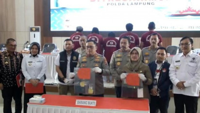 Polda Lampung Menangkap 5 Orang Tersangka Sindikat Perdagangan Orang Internasional