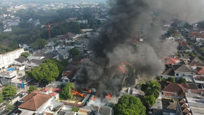 Gas LPG Bocor, Rumah dan Gudang di Malang Terbakar, Kerugian Capai 1,5 Miliar
