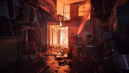 Kebakaran Melanda Rumah di Kayu Mas Raya Pulogadung, Ada Kemungkinan Merambat