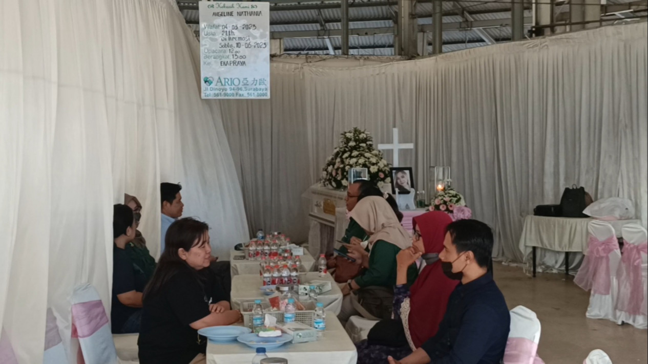 Kasus Pembunuhan Mayat dalam Koper, Keluarga Sempat Bertemu Pelaku R sebelum Korban Hilang
            - galeri foto