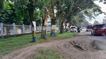 Spanduk Bacaleg Bertebaran di Sejumlah Ruas Jalan di Palembang