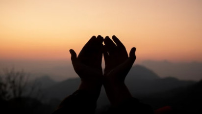 Dahsyatnya Manfaat Doa Sayyidul Istighfar, Rasul Bahkan Rutin Baca Pagi dan Sore Hari