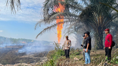 Kebakaran Sumur Tambang Minyak Ilegal di Musi Banyuasin, Upaya Pemadaman Masih Berlangsung