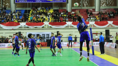 Jaring Atlet Potensial, Tim Voli Driyorejo Tumbangkan Duduksampeyan di Ajang Voli Kapolres Cup