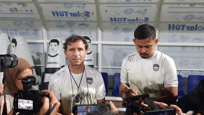 Pelatih Luis Milla Soroti Pertahanan Persib Bandung, Kiper Kunci Kekuatan Tim