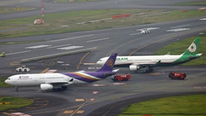 Beberapa Penerbangan Sempat Alami Penundaan Akibat EVA Air dan Thai Airways Tabrakan di Bandara Haneda Jepang