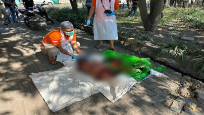 GEGER! Warga Trosobo Taman Sidoarjo Temukan Mayat Pria Tanpa Identitas di Saluran Air, Korban Mutilasi