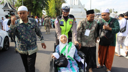 790 Jemaah Calon Haji asal Lumajang Diberangkatkan Ke Tanah Suci, Bupati : 60 Persen Jemaah Lansia