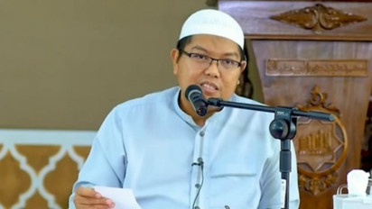 Kejatuhan Cicak Jadi Tanda Anda akan Kena Sial? Ustaz Firanda Andirja Beri Penjelasan Ternyata...