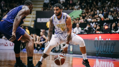 IBL Seri 7 Bandung Ditutup dengan Kemenangan Prawira Harum Bandung atas Pelita Jaya Bakrie