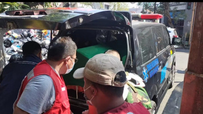Sedang Pasang Kabel Listrik Rumah Makan di Bandung Pria Berusia 48 Ini Tewas Usai Terjatuh dari Lantai 2