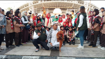 Peringati Hari Lingkungan Hidup, Taman Safari Gandeng Smelting Sosialisasi Pelepasliaran Komodo di Gresik
