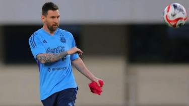 Jangan Percaya Iming-Iming Orang Dalam untuk Bertemu Lionel Messi, Polisi Peringatkan Ini pada Penggemar Argentina