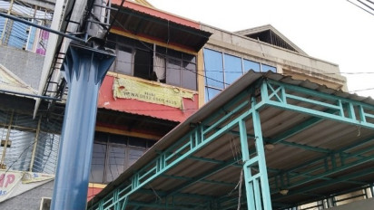 Jasad Bayi Perempuan Baru Lahir Dibuang di Atas Seng Lantai Dua Rumah Kos Jalan Tengku Amir Hamzah, Medan Helvetia