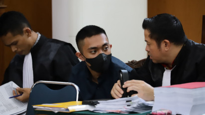 Terkuak! Mario Dandy dan Pelaku AG Bermesraan Ditemani Alunan Gitar Shane Lukas di Polsek Pesanggrahan