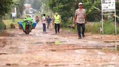 Jalan Rusak Bertahun-tahun Akhirnya Diperbaiki, Pemkab Pringsewu Lampung Gelontorkan Dana 22,4 Miliar