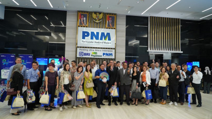 Studi Banding ke PNM, Delegasi Asian Financial Leaders Program (AFLP) Terpukau Skema Pemberdayaan Perempuan Lewat Program Mekaar