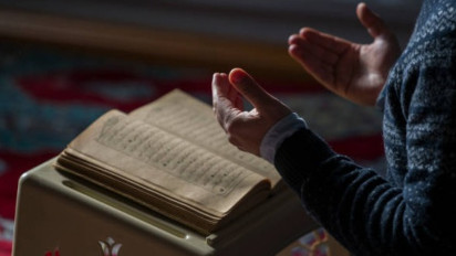 Bacaan Al-Qur'an Surat Al-Baqarah Ayat 21-25 Lengkap Tulisan Arab, Latin, dan Artinya