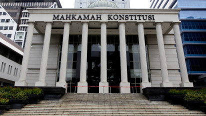 Putusan MK Soal Proporsional Tertutup Meleset, Denny Indrayana Sebar Hoaks?