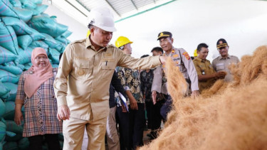 Limbah Sabut Kelapa Jadi CocoPeat dan Cocofiber Asal Muba Dikirim Hingga ke Luar Negeri