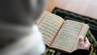 Bacaan Al-Qur'an Surat Al-Baqarah Ayat 226-230 Lengkap Tulisan Arab, Latin, dan Artinya