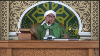 Istri Menolak Diajak Berhubungan Intim, Suami Boleh Menceraikan? Buya Yahya Beri Penjelasan..