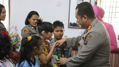 Silaturahmi Polres Langkat dengan Anak Difable dalam Rangka Sambut HUT Bhayangkara ke-77: Membangun Semangat Belajar