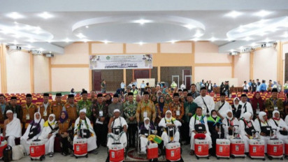 Calon Haji Kloter Terakhir Embarkasi Medan Berangkat ke Jeddah