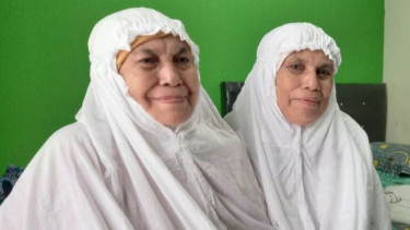 Kisah Jemaah Haji: Mimpi dan Harapan Menuju Baitullah dalam Setiap Adonan Kue