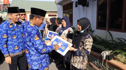 Wali Kota Binjai Serahkan SK PNS dan PPPK Tenaga Kesehatan